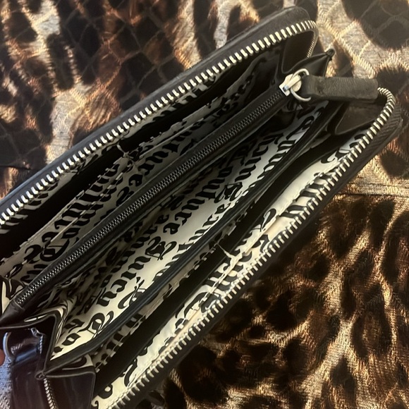 Juicy couture wallet 🖤 - Picture 3 of 3